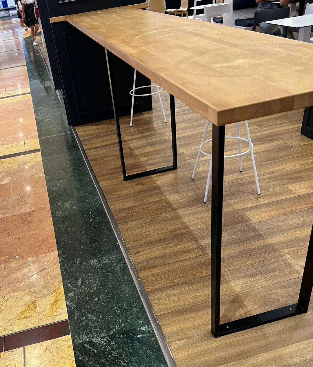 2und patas de tubo ( 4 x 2 cm) negras